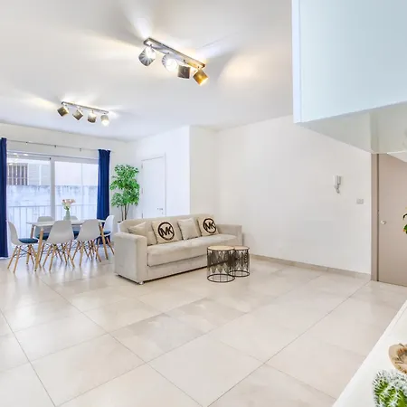 - Modern, Bright & Comfortable Apartmán