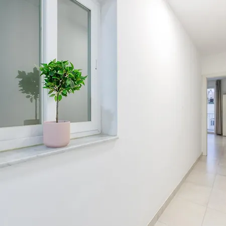 Appartamento Spacious & Modern 2br In By 360 Estates Msida