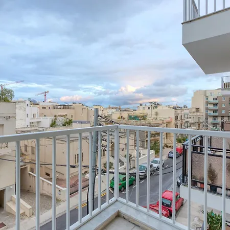Lägenhet - Modern, Bright & Comfortable Msida